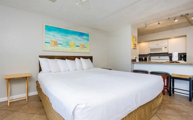 photo 4 of Sugar Beach 177 1 Bedroom Condo