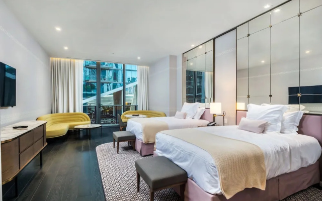 photo 4 of Suites at SLS LUX Brickell managed by CE