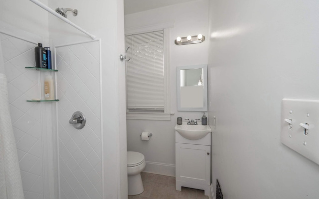 photo 4 of Suites on Main 2