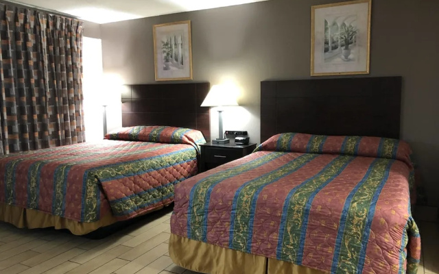 photo 5 of Sun Coast Inn