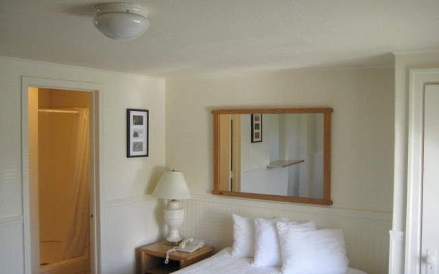 photo 2 of Sun Hill Motel