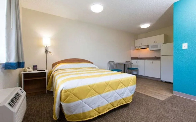 photo 3 of Intown Suites Extended Stay - Atlanta GA- Duluth