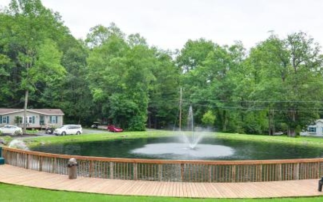 photo 5 of Sun Valley Camping Resort Deluxe Cottage 7