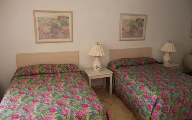 photo 3 of SunDeck Motel & Apartments