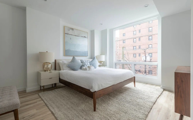 photo 2 of Sun-drenched 3BR Loft With Outdoor Space Near NYC