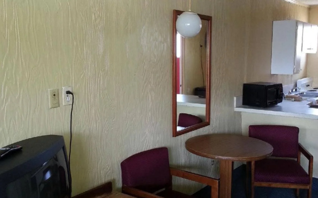 photo 2 of Sunfun Sunrise Motel