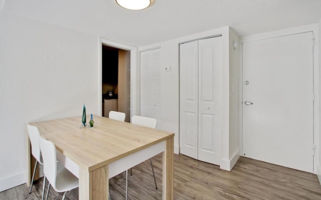 photo 4 of Sunny 1BR in Coconut Grove by Sonder
