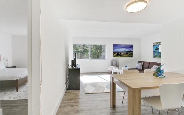 photo 5 of Sunny 1BR in Coconut Grove by Sonder
