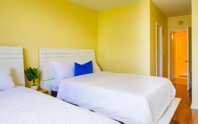 photo 2 of Sunny Isles Ocean Reserve Condo Apartments - 1BR #812