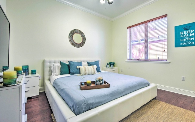 photo 4 of Sunny Sarasota Abode w/ Yard ~ 1 Mi to Dtwn!