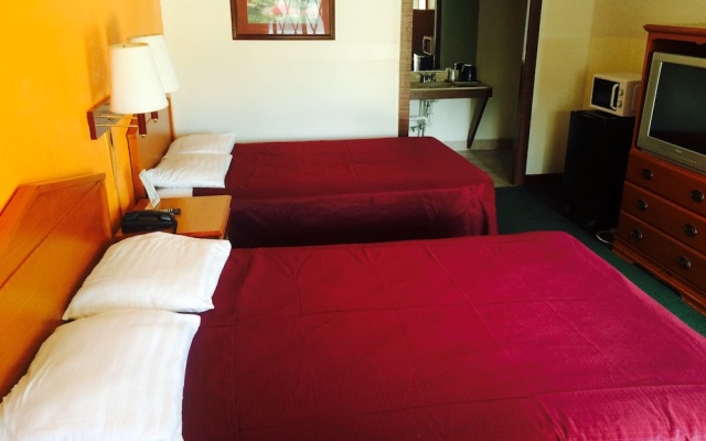 photo 3 of Sunrise Inn