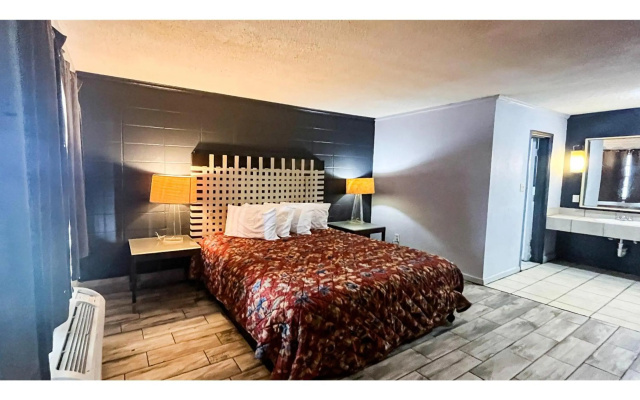 photo 3 of Sunrise Inn By OYO Albany