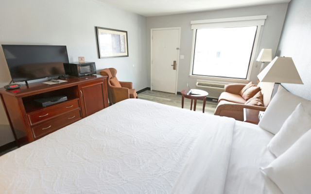 photo 4 of Sunrise Inn Williamstown