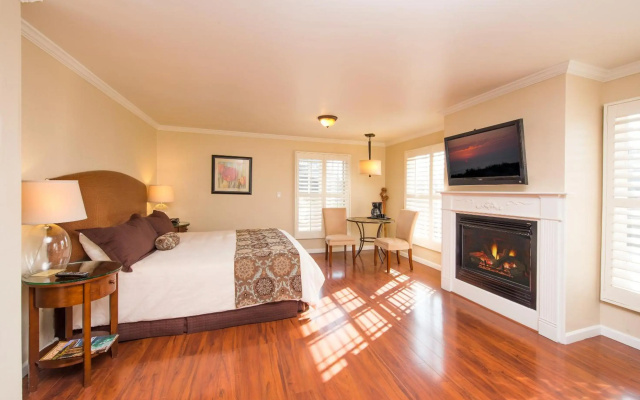 photo 2 of Sunset Inn