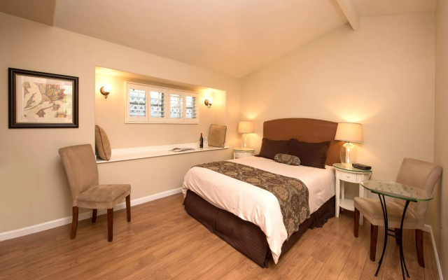 photo 3 of Sunset Inn