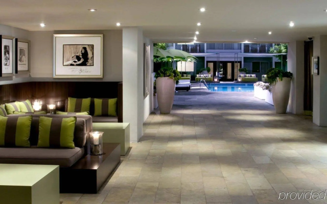 photo 2 of Sunset Marquis