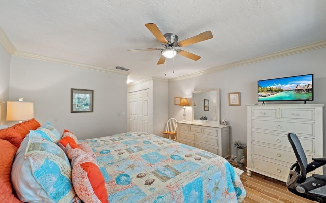 photo 4 of Sunset Sanctuary 2 Bedroom Condo by RedAwning