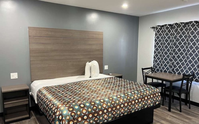 photo 4 of Sunshine Motel
