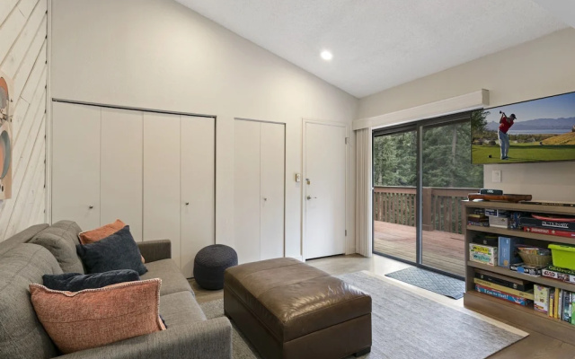 photo 5 of Sunwood Condos B6 2 Bedroom Condo by RedAwning