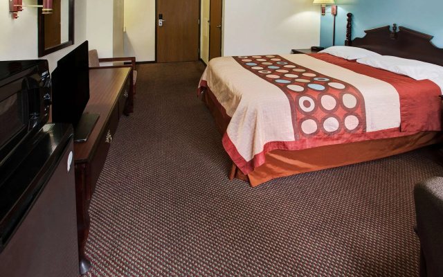 photo 5 of Super 8 by Wyndham Heath/Newark