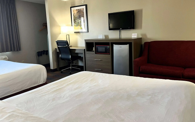 photo 3 of Baymont by Wyndham Anderson
