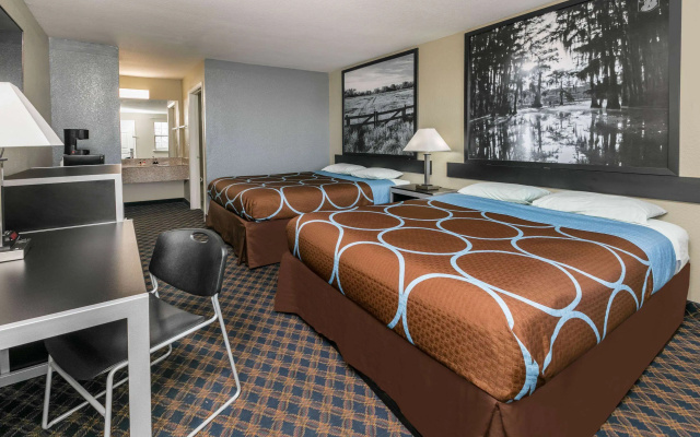 photo 4 of Super 8 by Wyndham Arlington Near AT&T Stadium