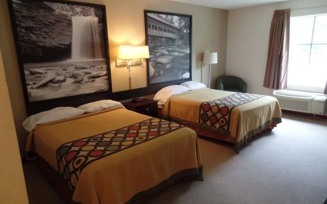 photo 3 of Super 8 By Wyndham Beaver Falls