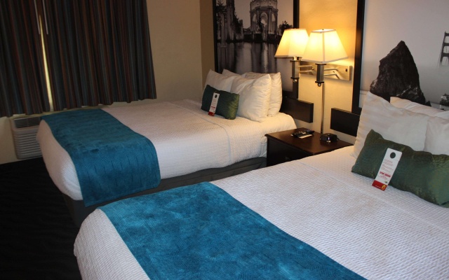 photo 3 of Super 8 By Wyndham Berkeley