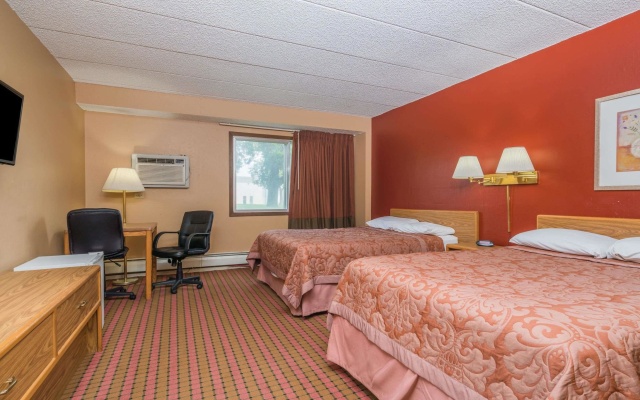 photo 5 of Super 8 By Wyndham Brooklyn Center/Mpls