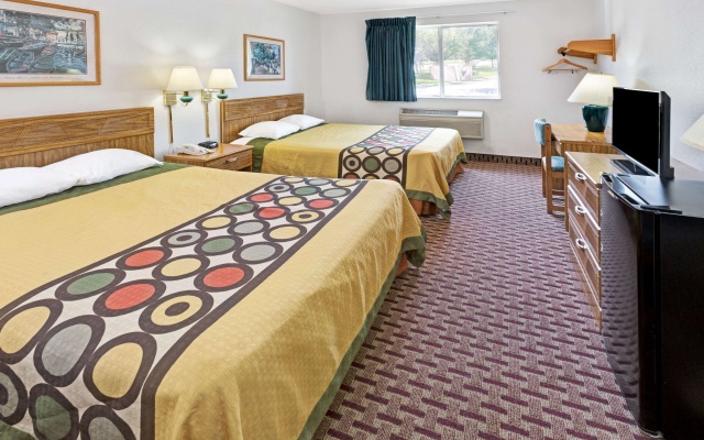 photo 3 of Super 8 by Wyndham Canonsburg/Pittsburgh Area