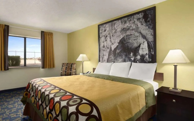 photo 3 of Super 8 Carlsbad