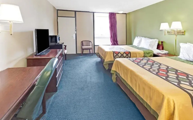 photo 4 of Super 8 Carrollton Ga