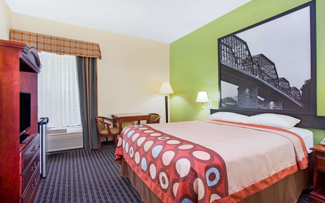photo 4 of Super 8 By Wyndham Chattanooga/Hamilton Place