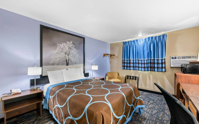 photo 3 of Super 8 by Wyndham Council Bluffs IA Omaha NE Area