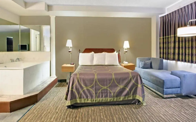 photo 2 of Super 8 Dallas Love Field Market Center