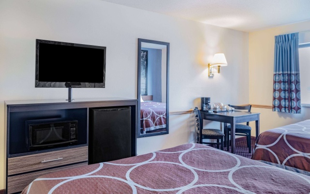 photo 3 of Super 8 by Wyndham Danville
