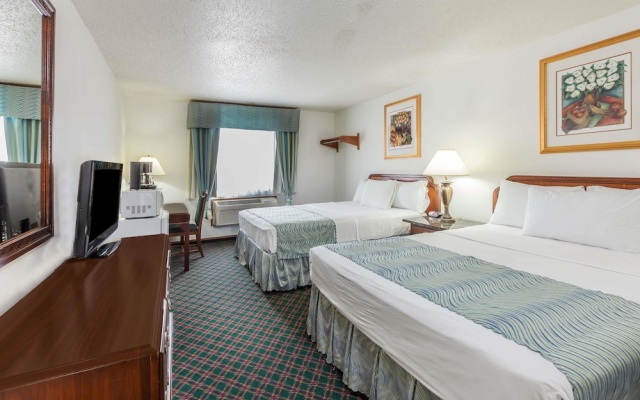 photo 5 of Super 8 Irving DFW Airport/South