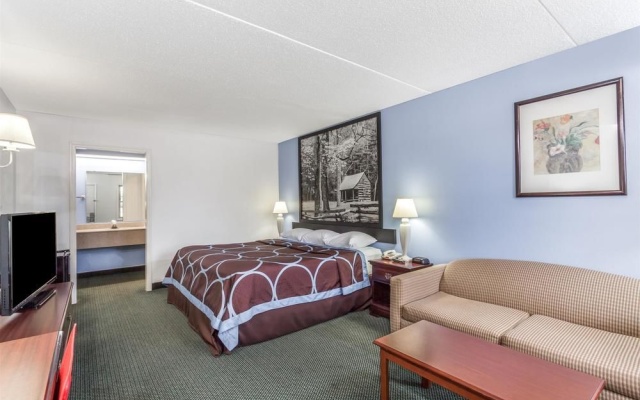 photo 2 of Super 8 Kingston