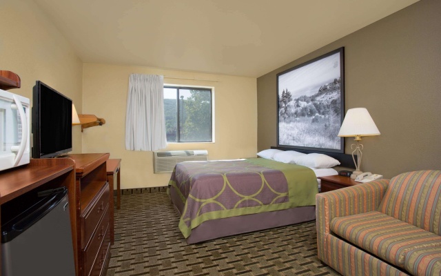 photo 5 of Super 8 by Wyndham Lynchburg VA