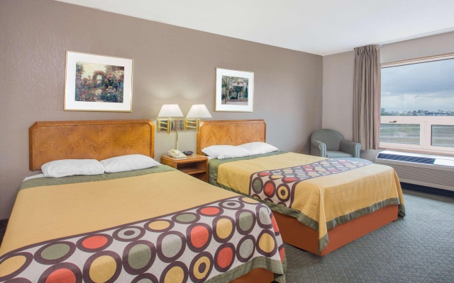 photo 5 of Super 8 By Wyndham Madison East