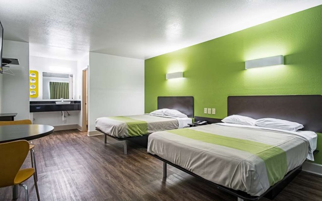 photo 3 of Motel 6
