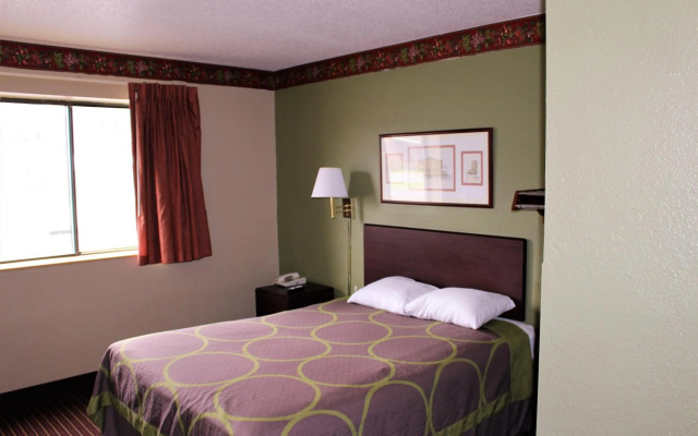 photo 3 of Knights Inn Albany