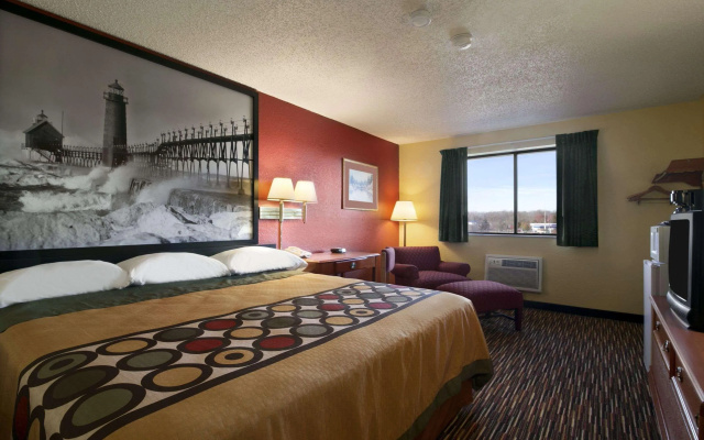 photo 4 of Super 8 By Wyndham Kalamazoo
