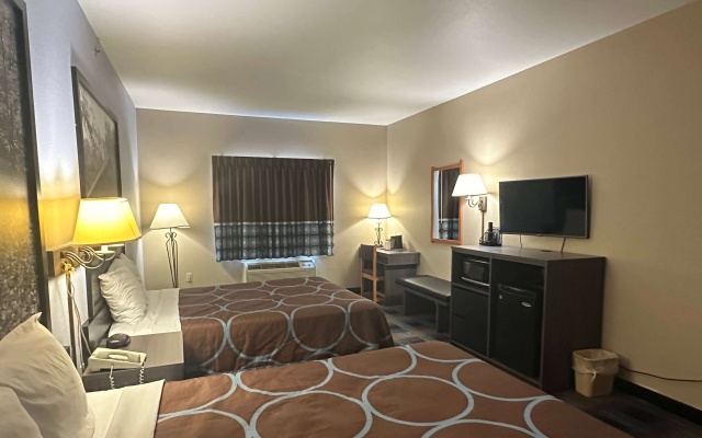 photo 3 of Super 8 by Wyndham Columbia East
