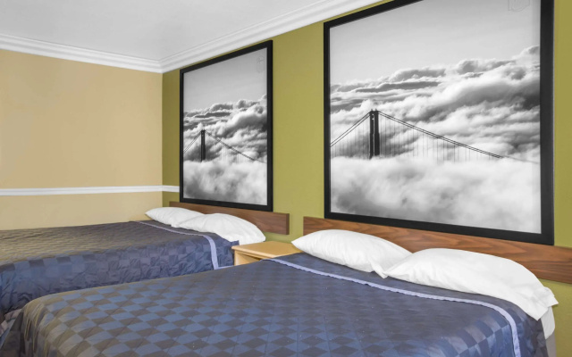 photo 3 of Super 8 By Wyndham Hayward Downtown