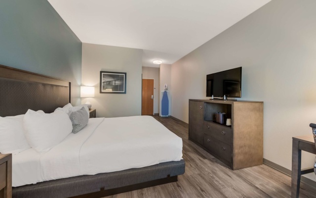 photo 4 of SureStay Plus Hotel by Best Western Highland Poughkeepsie