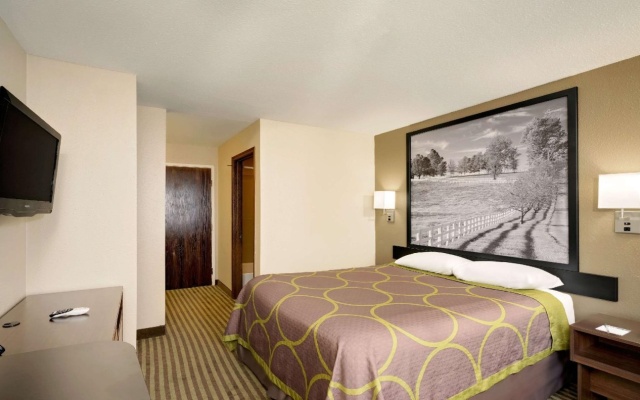 photo 5 of Super 8 By Wyndham Lexington Winchester Rd
