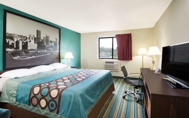 photo 5 of Super 8 Motel - Pittsburgh Airport/coraopolis Area