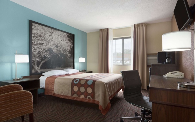 photo 5 of Super 8 by Wyndham Mt. Vernon IL