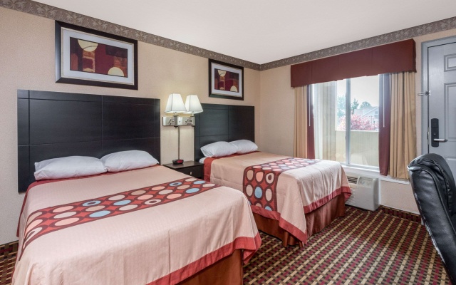 photo 3 of Super 8 by Wyndham Old Saybrook